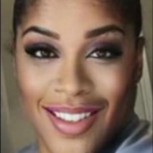 Meet your Posher, Sonia